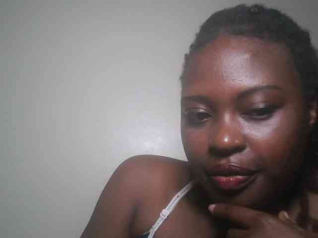 DaisyafterDark_ webcam