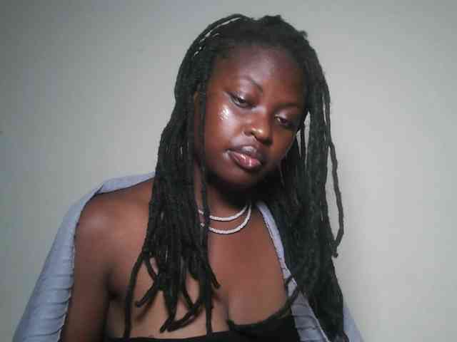 DaisyafterDark_ webcam