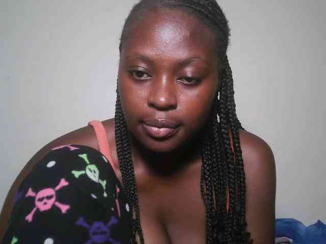 DaisyafterDark_ webcam