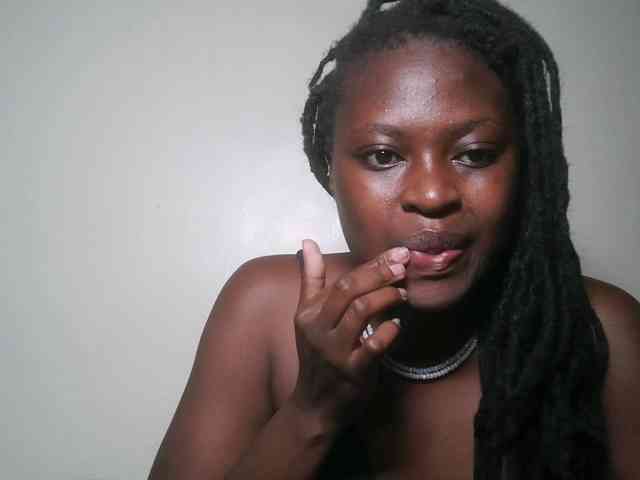 DaisyafterDark_ webcam