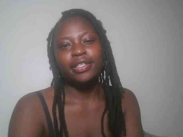DaisyafterDark_ webcam