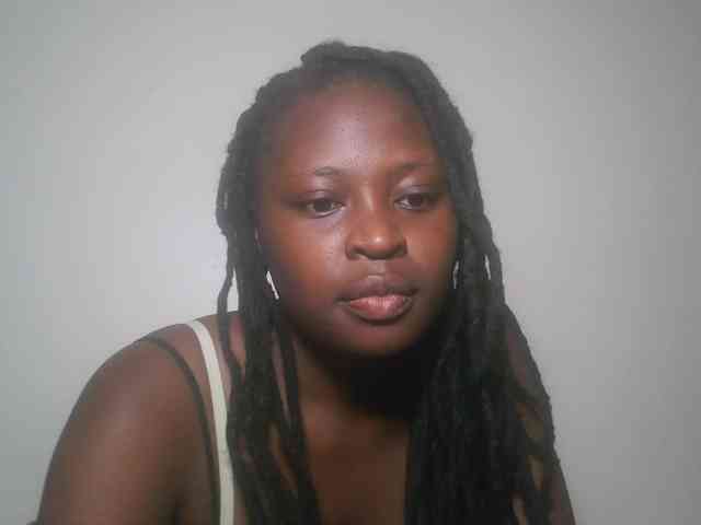 DaisyafterDark_ webcam