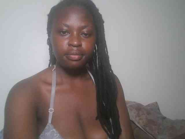 DaisyafterDark_ webcam