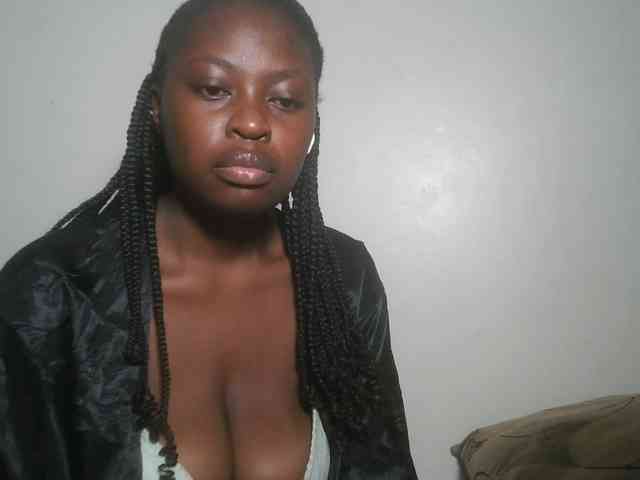 DaisyafterDark_ webcam