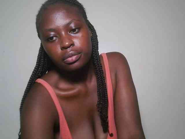 DaisyafterDark_ webcam
