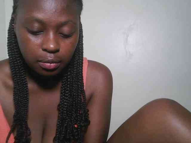 DaisyafterDark_ webcam