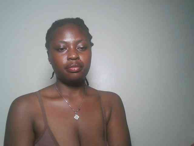 DaisyafterDark_ webcam