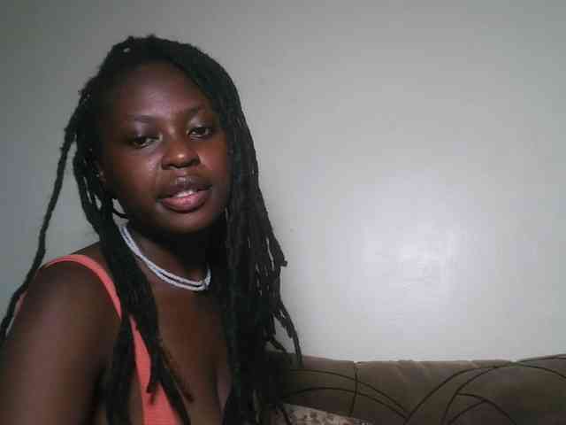 DaisyafterDark_ webcam