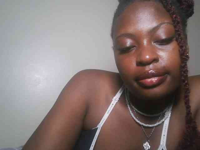 DaisyafterDark_ webcam