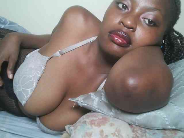 DiasyafterDark