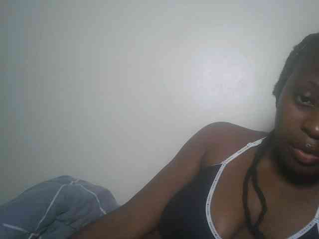 DaisyafterDark_ webcam