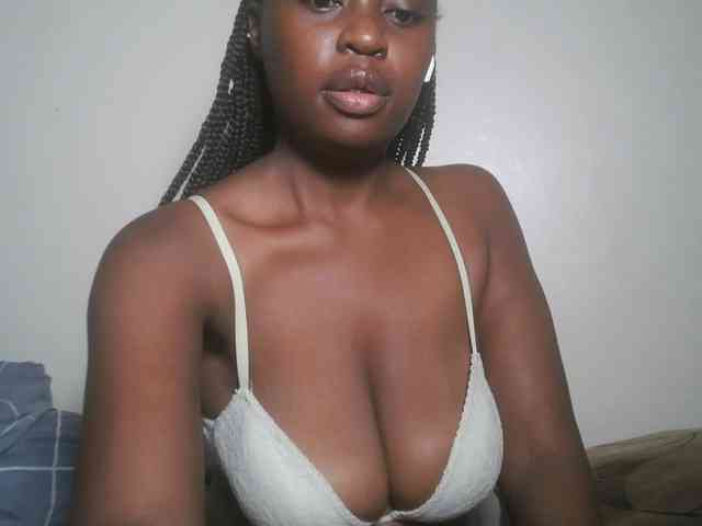 DaisyafterDark_ webcam