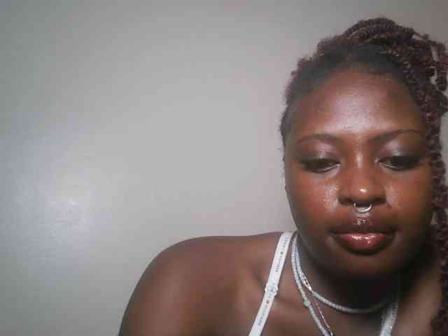 DaisyafterDark_ webcam