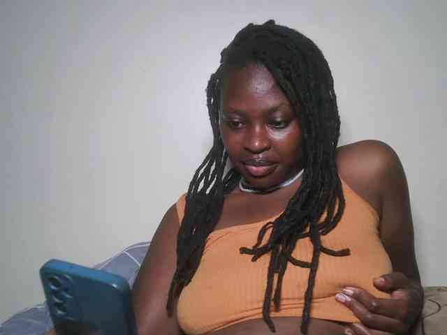DaisyafterDark_ webcam