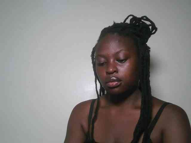 DaisyafterDark_ webcam