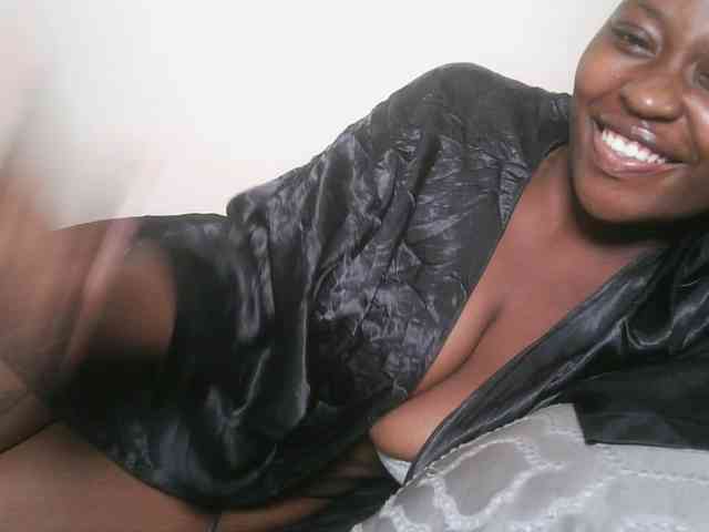 DaisyafterDark_ webcam