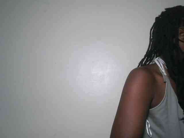 DaisyafterDark_ webcam