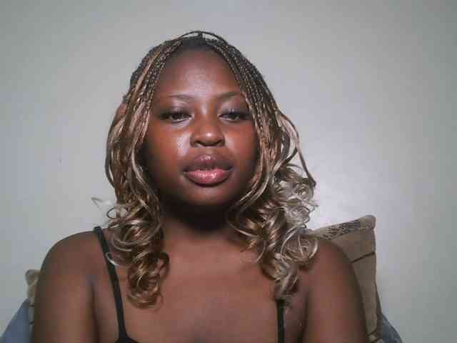 DaisyafterDark_ webcam