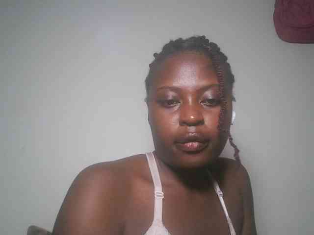 DaisyafterDark_ webcam