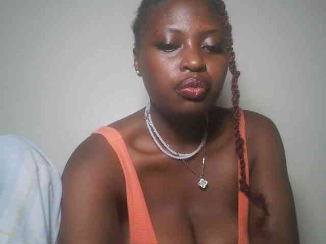 DaisyafterDark_ webcam
