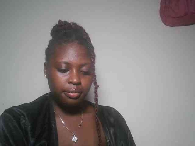 DaisyafterDark_ webcam