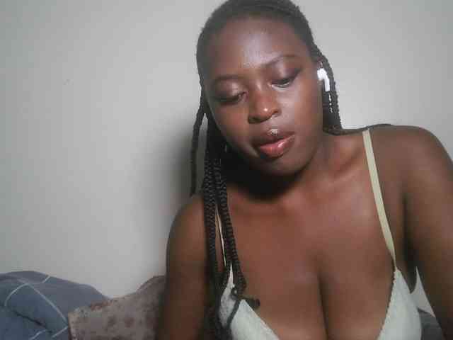 DaisyafterDark_ webcam