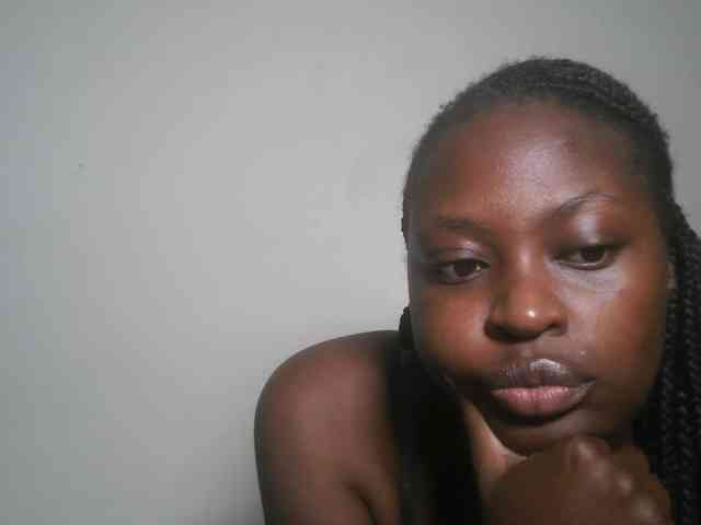 DaisyafterDark_ webcam