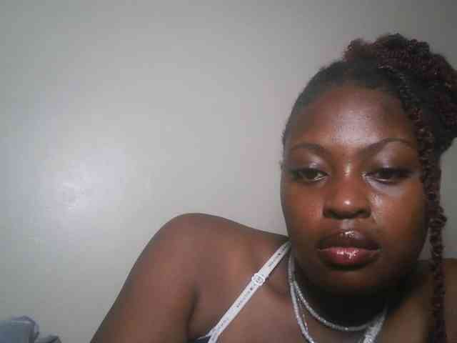 DaisyafterDark_ webcam