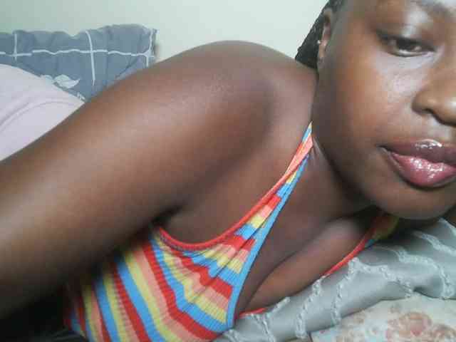 DaisyafterDark_ webcam