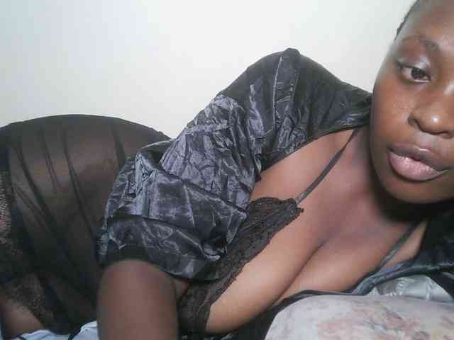 DaisyafterDark_ webcam