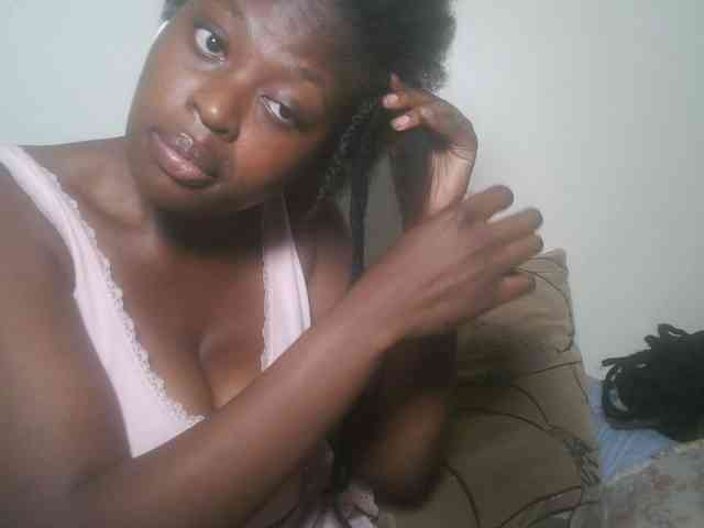 DaisyafterDark_ webcam