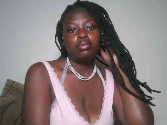 DaisyafterDark_ webcam