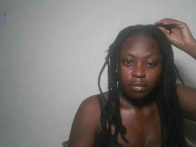 DaisyafterDark_ webcam