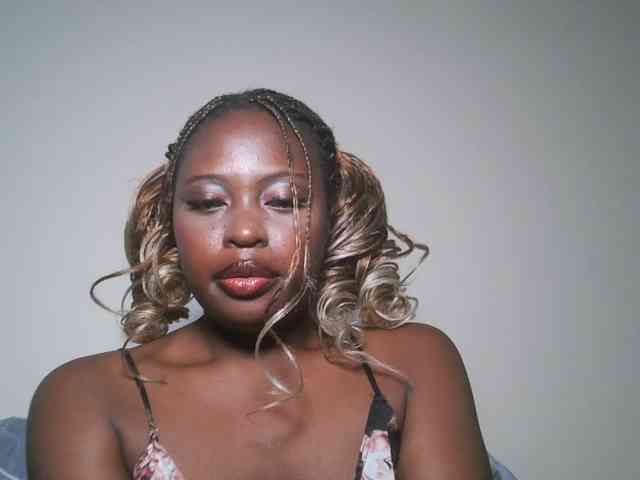 DaisyafterDark_ webcam