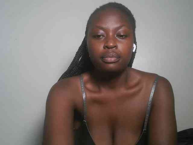 DaisyafterDark_ webcam