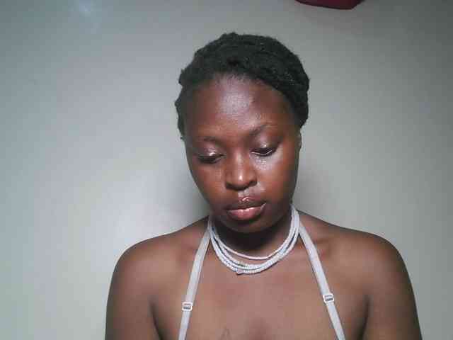 DaisyafterDark_ webcam