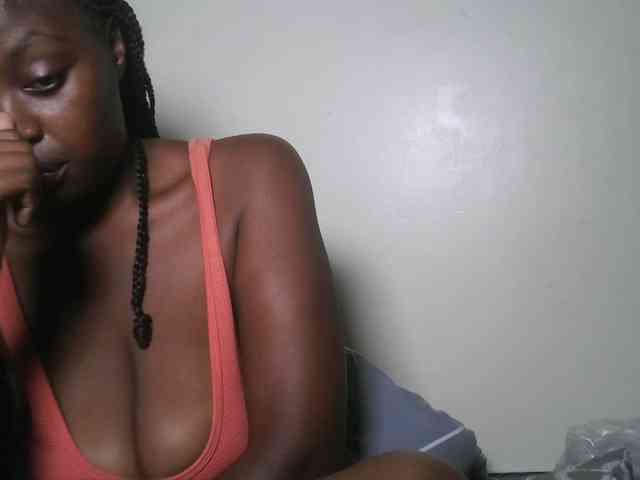 DaisyafterDark_ webcam