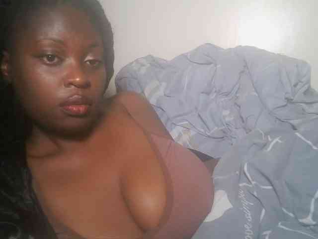 DaisyafterDark_ webcam