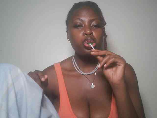 DaisyafterDark_ webcam