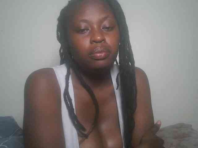 DaisyafterDark_ webcam