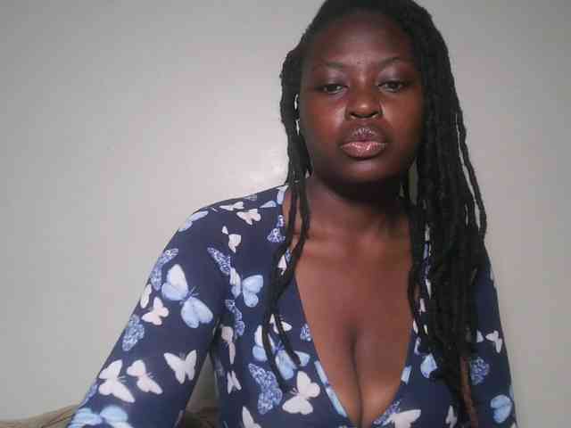 DaisyafterDark_ webcam