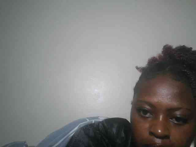 DaisyafterDark_ webcam