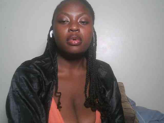 DaisyafterDark_ webcam