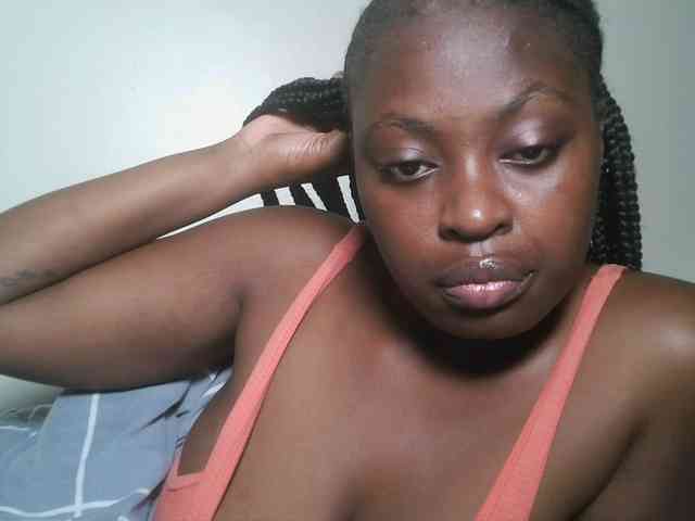 DaisyafterDark_ webcam
