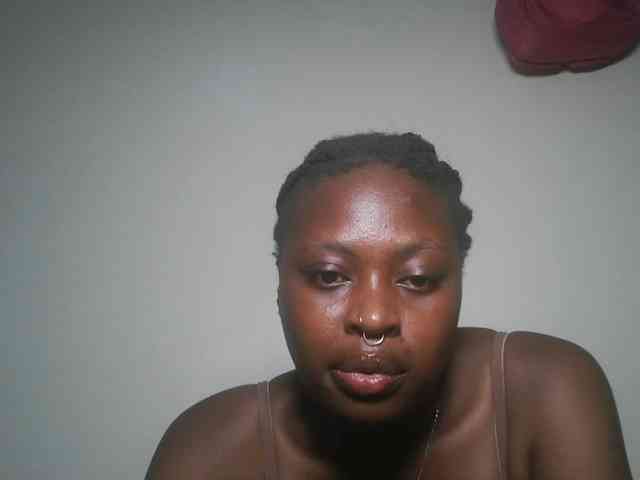 DaisyafterDark_ webcam