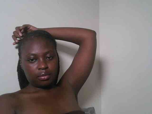 DaisyafterDark_ webcam