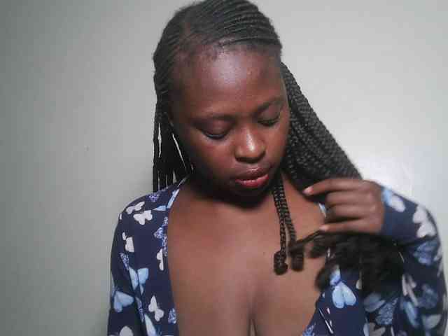 DaisyafterDark_ webcam