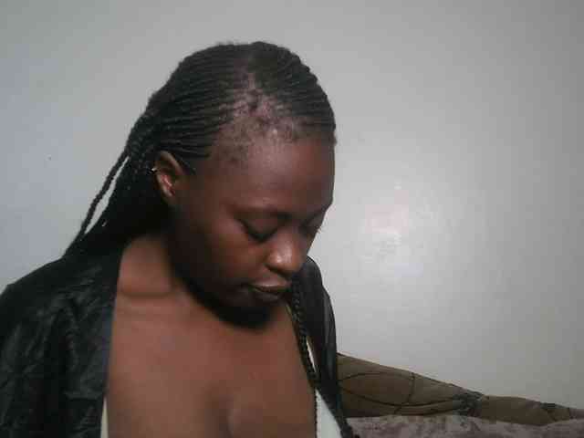 DaisyafterDark_ webcam