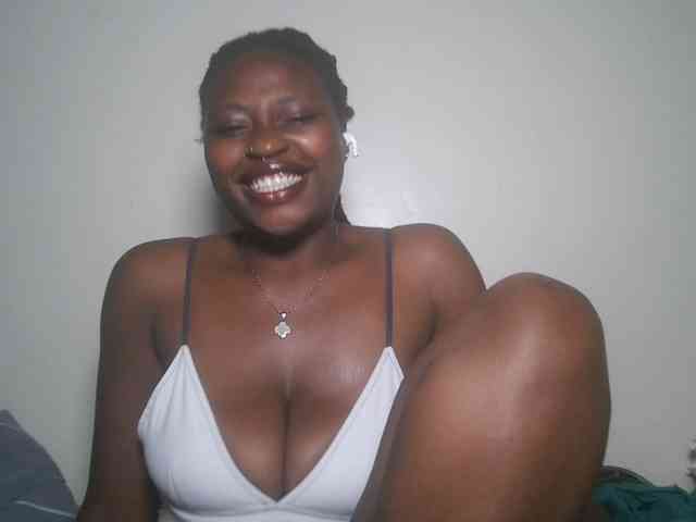 DaisyafterDark_ webcam