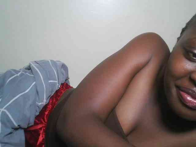 DaisyafterDark_ webcam